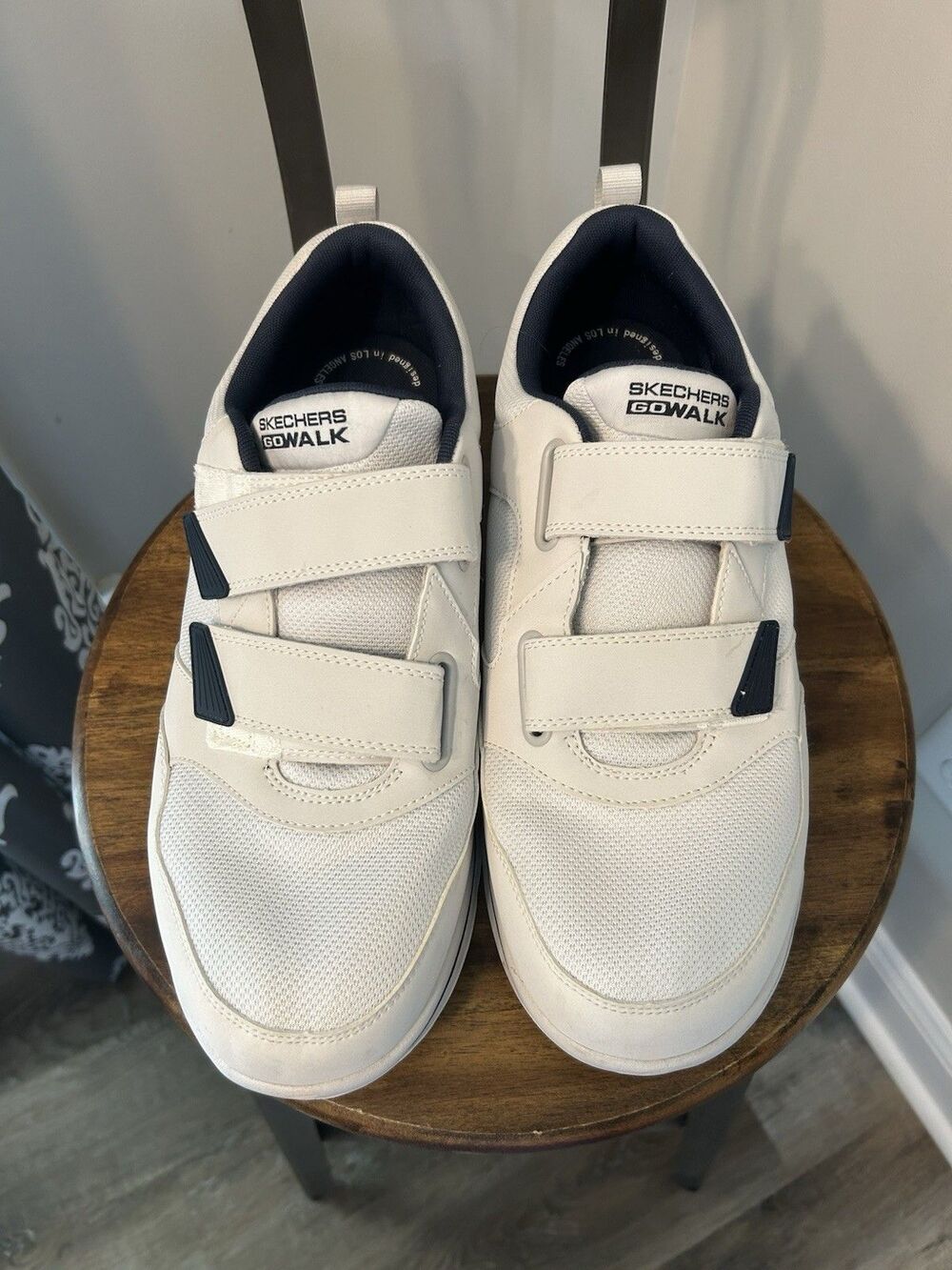 Skechers Mens Gowalk 5 White/Navy Walking Shoes Size 13 Wide Support Hook Loop